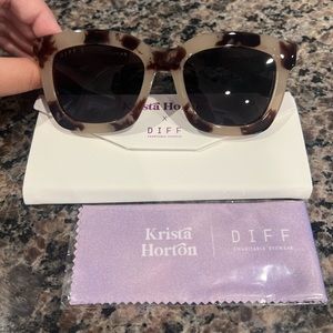 Sold Out - Krista Horton x Diff, The Kamp, Polarized Sunglasses